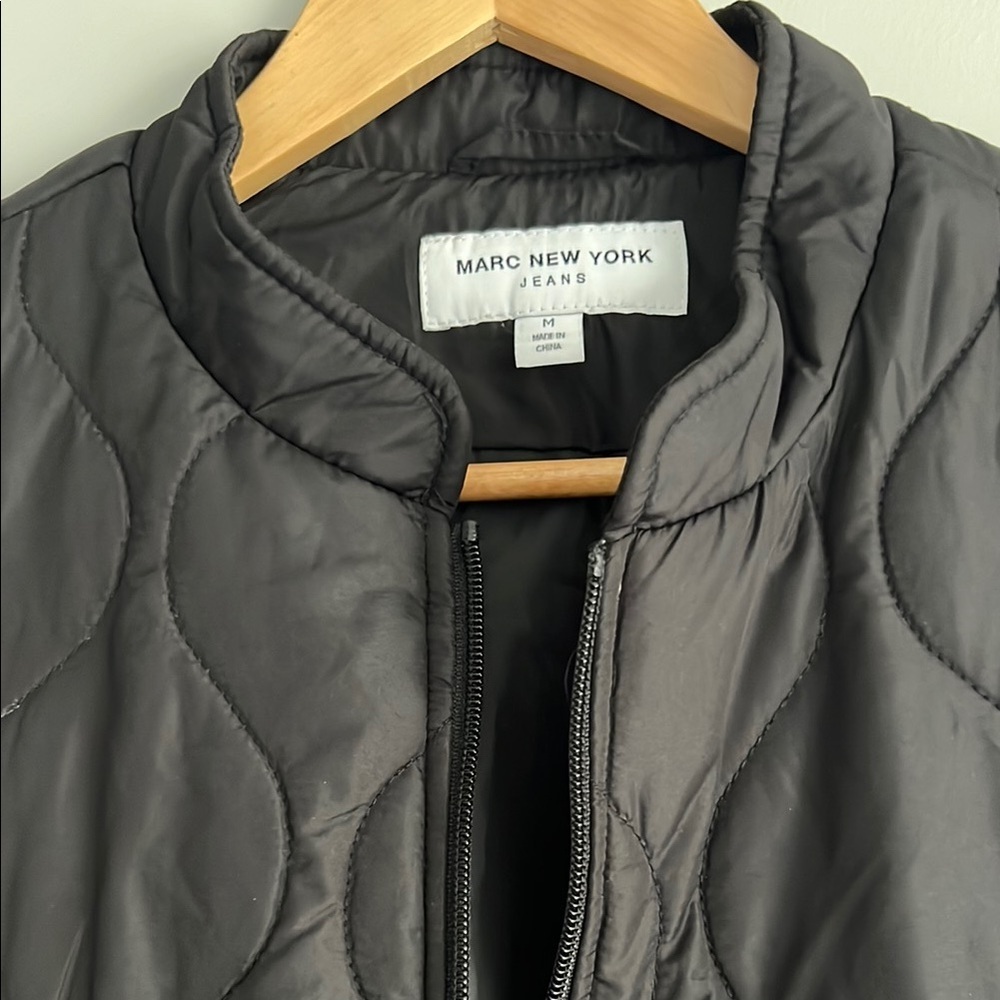 New With Tags Black Marc New York Puffer Vest Size Medium - Picture 3 of 8